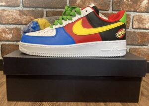NIKE AIRFORCE1 UNO