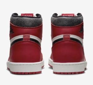 NIKE AIRJORDAN1 Chicago back